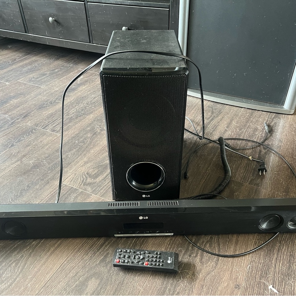 LG Black Soundbar and Subwoofer Set
